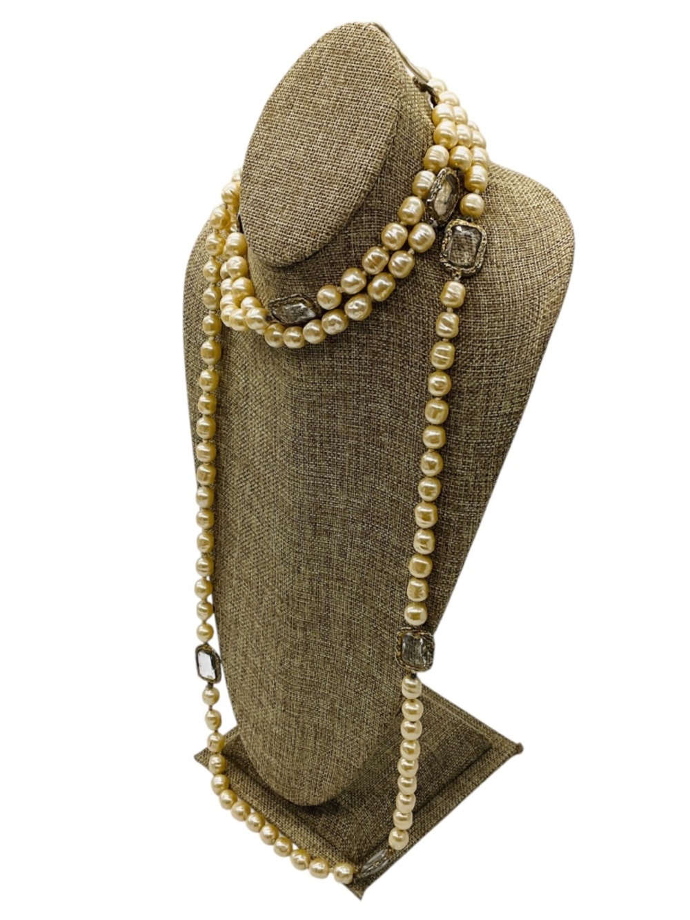 CHANEL VINTAGE 1981 CLEAR JUMBO CRYSTAL STATION AND PEARL LONG STRAND SAUTOIR NE - Picture 2 of 11
